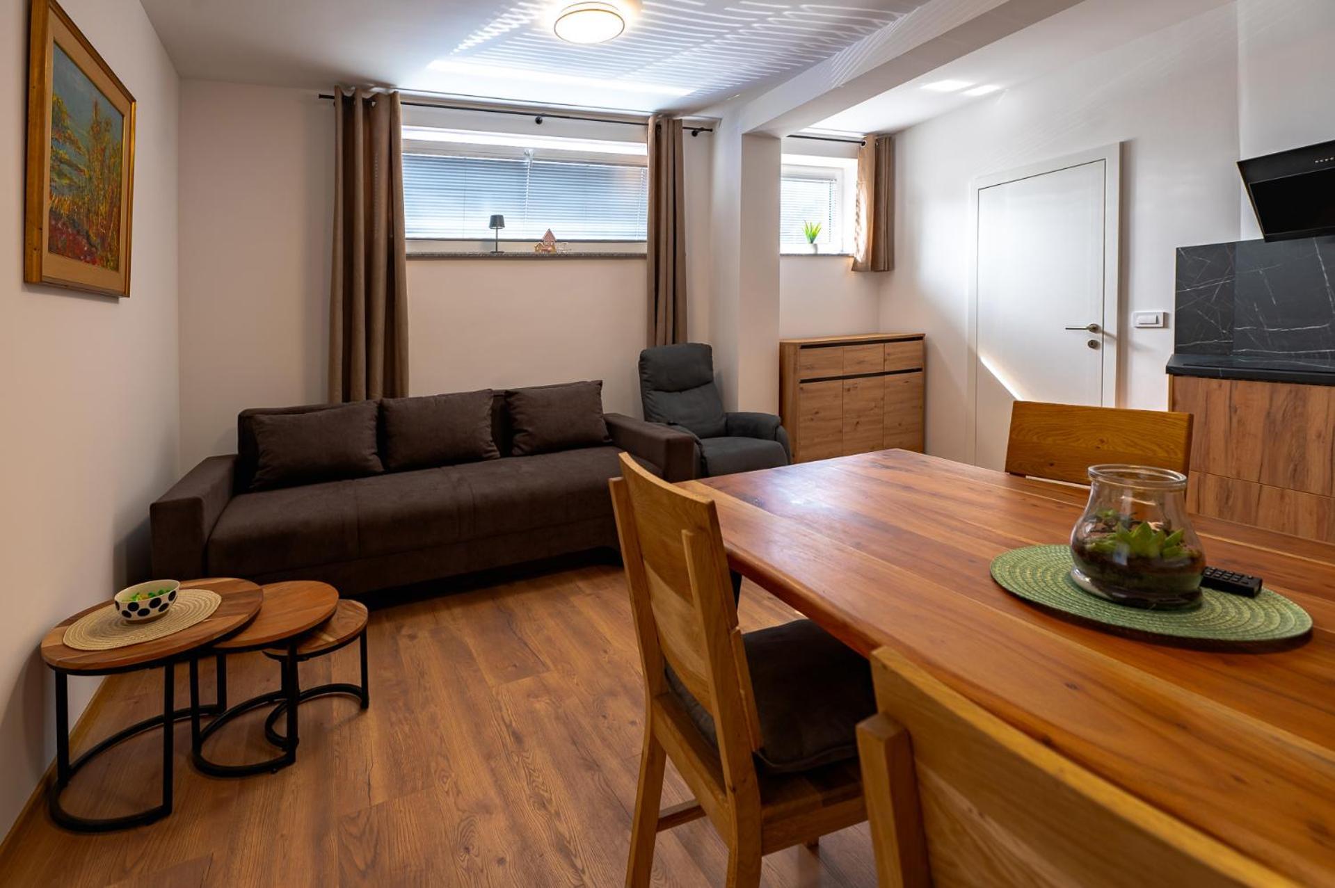 Apartments Luxury Ad Jesenice Exterior photo
